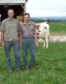 Témoignage du GAEC du Sommet à Montagnieu (Isère), éleveurs en de polyculture-élevage
