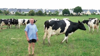 Testimony of Marcel Gruel, breeder of dairy cows in Brittany, in France.