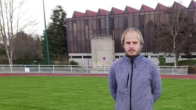 Témoignage F. Bacquet, en charge de l'entretien des sols sportifs de Guyancourt.