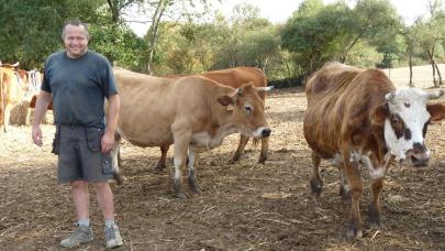 Pascal Brochard, éleveur de limousines, de porcs et de poulets et céréalier en BIO, témoigne sur les solutions SOBAC.
